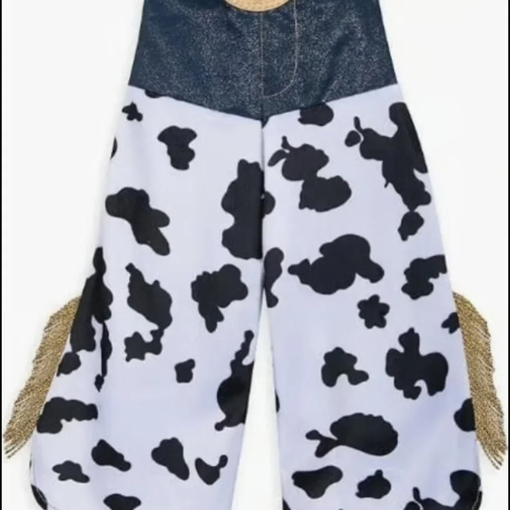 Disney Cowgirl Outfit in White, Yellow, Black